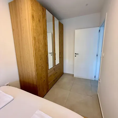 Aenona Apartment Nin