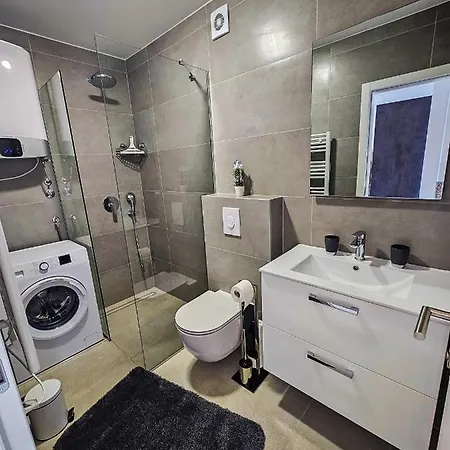 Apartmán Aenona Nin